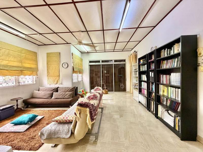 Bungalow House for Sale in Shah Alam (Selangor) - Nur Alia Omar - Living Room - PropertyGuru.com.my