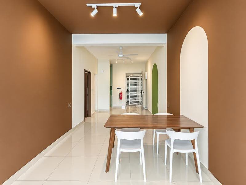 Kediaman Servis untuk Dijual di Maple Residences @ Bandar Bestari Klang - Kho Daniel - Dining Room - PropertyGuru.com.my