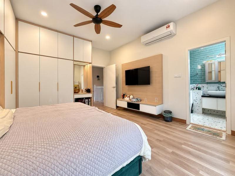 Rumah Teres 2-Tingkat untuk Dijual di Cyberjaya (Selangor) - Akmal Zakaria - PropertyGuru.com.my