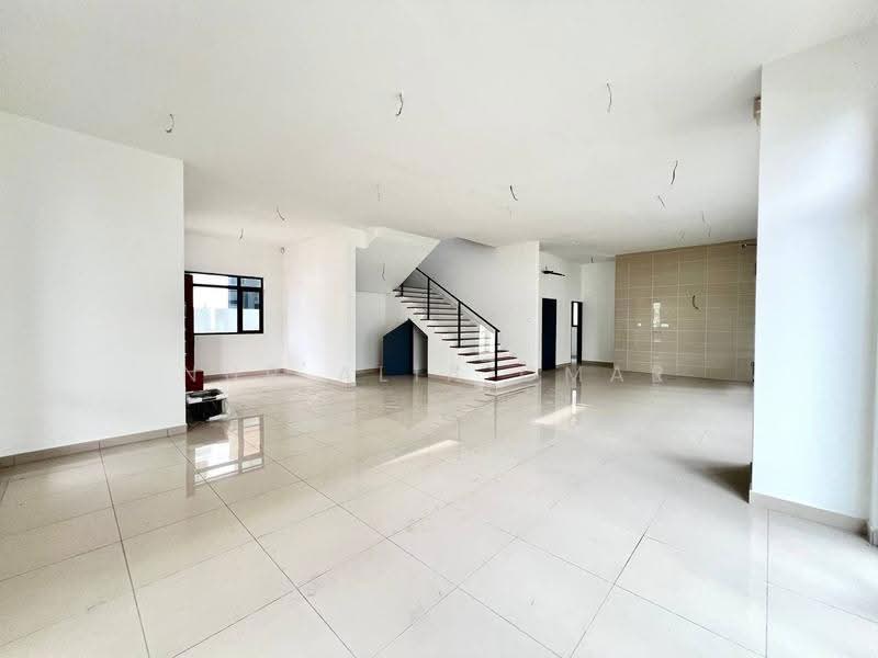 Bungalow House for Sale in Alam Nusantara (Setia Alam) - Nur Alia Omar - Living Room - PropertyGuru.com.my