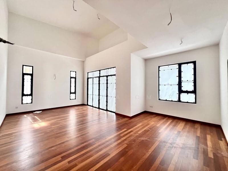 Bungalow House for Sale in Alam Nusantara (Setia Alam) - Nur Alia Omar - Living Room - PropertyGuru.com.my