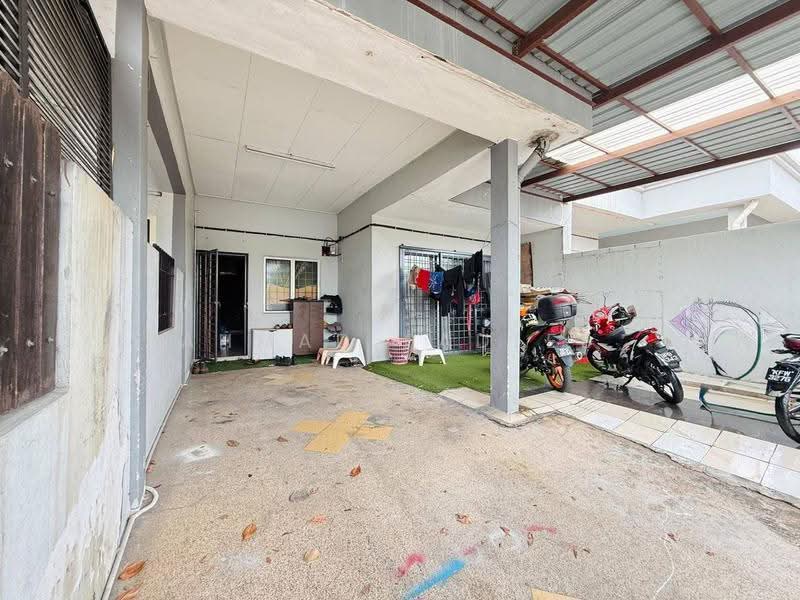 Rumah Teres 2-Tingkat untuk Dijual di Country Heights (Kajang) - Ahmad Fadlee - PropertyGuru.com.my