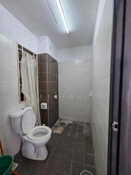 Service Residence for Rent at Saville @ Kajang - Jesslyn Lee - Bathroom - PropertyGuru.com.my