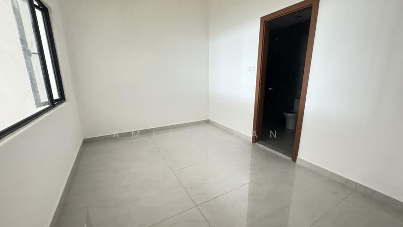 Terraced House for Sale in Damansara Perdana (Selangor) - Amelie Tan - Bathroom - PropertyGuru.com.my