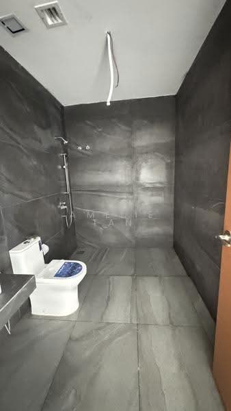 Terraced House for Sale in Damansara Perdana (Selangor) - Amelie Tan - Bathroom - PropertyGuru.com.my
