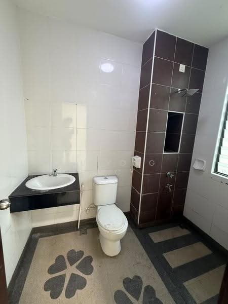 2-storey Terraced House for Rent in Bandar Dato Onn (Tebrau) - Au Yong Lucy - Bathroom - PropertyGuru.com.my