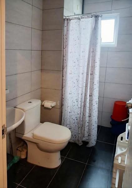 Service Residence for Sale at Residensi Rimbun @ Canopy Hills - Angel Lim - Bathroom - PropertyGuru.com.my