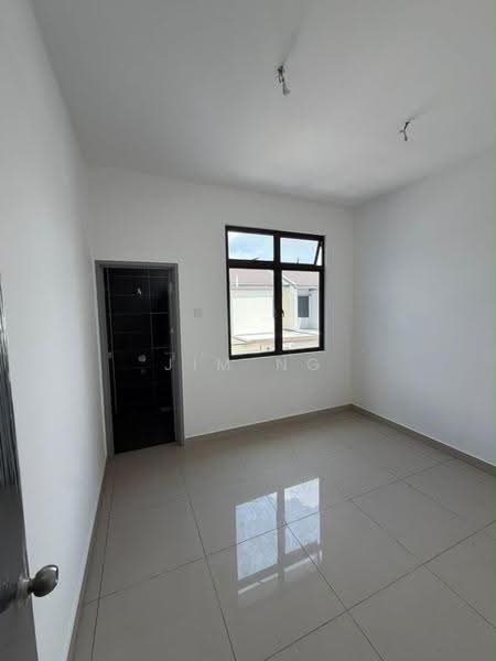 2-storey Terraced House for Sale in Taman Austin Duta (Tebrau) - Jim Ng - Interior - PropertyGuru.com.my