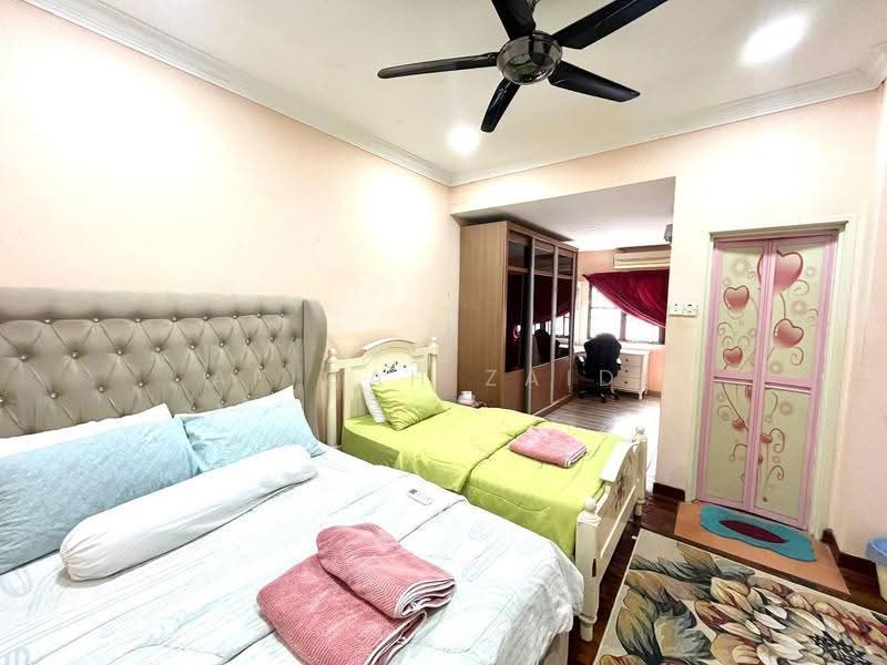 2-storey Terraced House for Sale in Alam Damai (Cheras) - Afiqah zaidi - Bedroom - PropertyGuru.com.my
