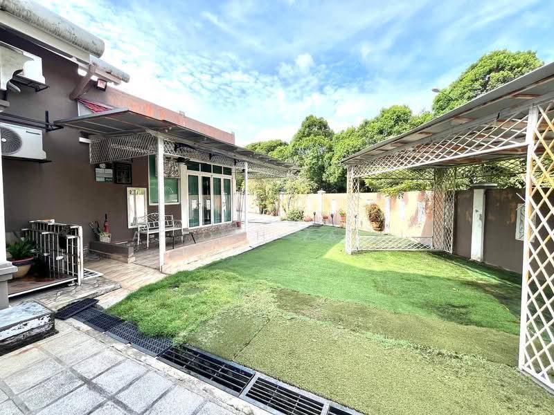 2-storey Terraced House for Sale in Alam Damai (Cheras) - Afiqah zaidi - Exterior - PropertyGuru.com.my