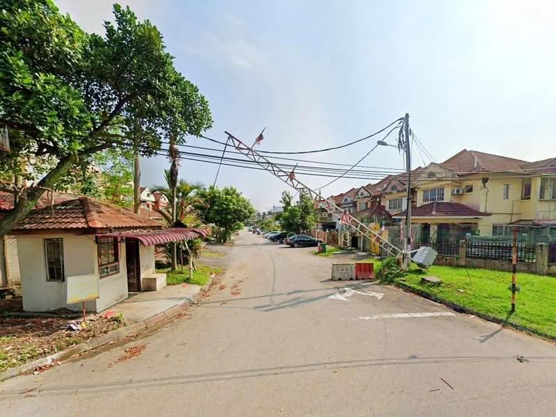 2-storey Terraced House for Sale in Taman Putra Budiman (Balakong) - A Chong - Exterior - PropertyGuru.com.my