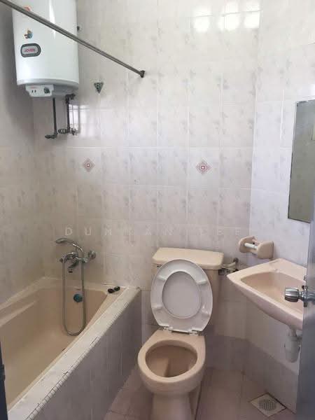 Kondominium untuk Disewa di Endah Villa - Duncan Lee - Bathroom - PropertyGuru.com.my
