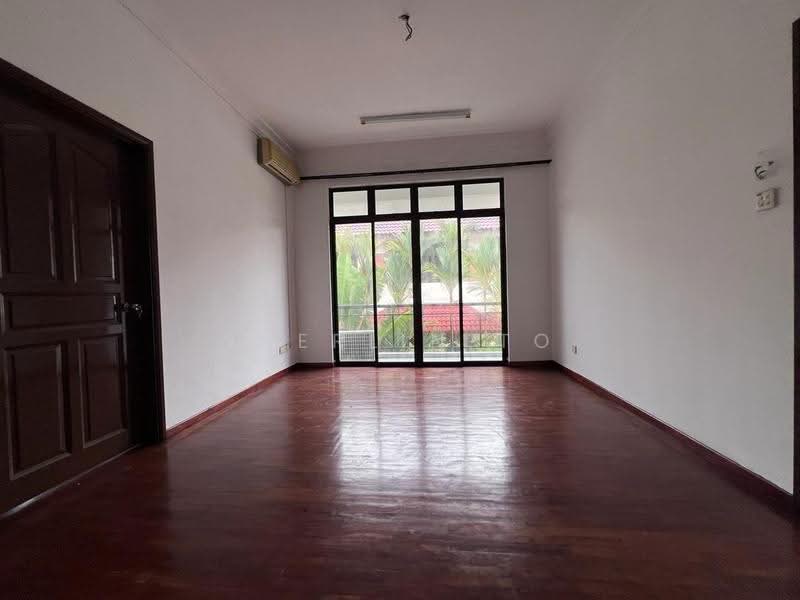 Semi-Detached House for Sale in Perling (Johor) - Sherlin To - Living Room - PropertyGuru.com.my
