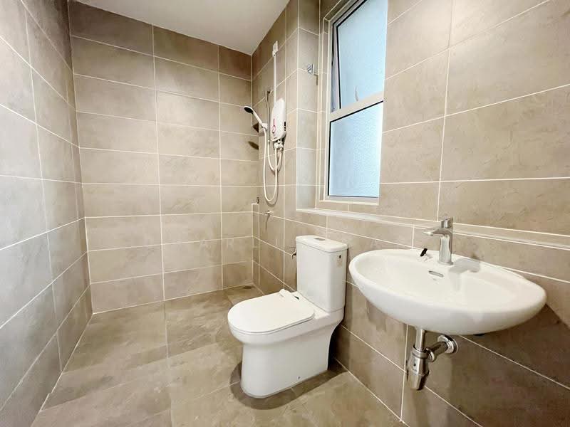 2-storey Terraced House for Rent in Bandar Rimbayu (Telok Panglima Garang) - Charlie Gan - Bathroom - PropertyGuru.com.my