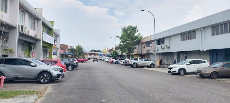 Terrace Factory for Rent in Taman Perindustrian Taming Jaya (Balakong) - Lee Chin - PropertyGuru.com.my