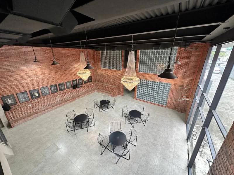 Warehouse for Sale in Taman Sains Selangor (Kota Damansara) - Nur Adibah Ishak - Interior - PropertyGuru.com.my