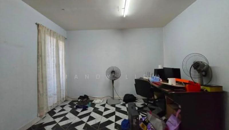 2.5-storey Terraced House for Sale in Kepong (Kuala Lumpur) - Mandy Liew - Study - PropertyGuru.com.my