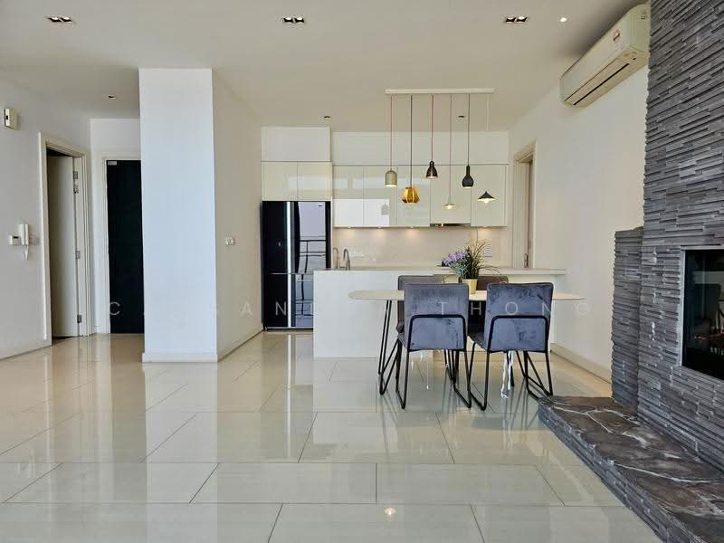 Kondominium untuk Dijual di One Central Park - Cassandra Thong - Kitchen - PropertyGuru.com.my