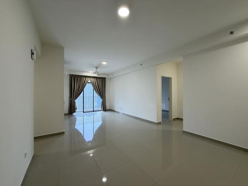 Kediaman Servis untuk Disewa di D'Clover Residences - Keith Tan - Living Room - PropertyGuru.com.my