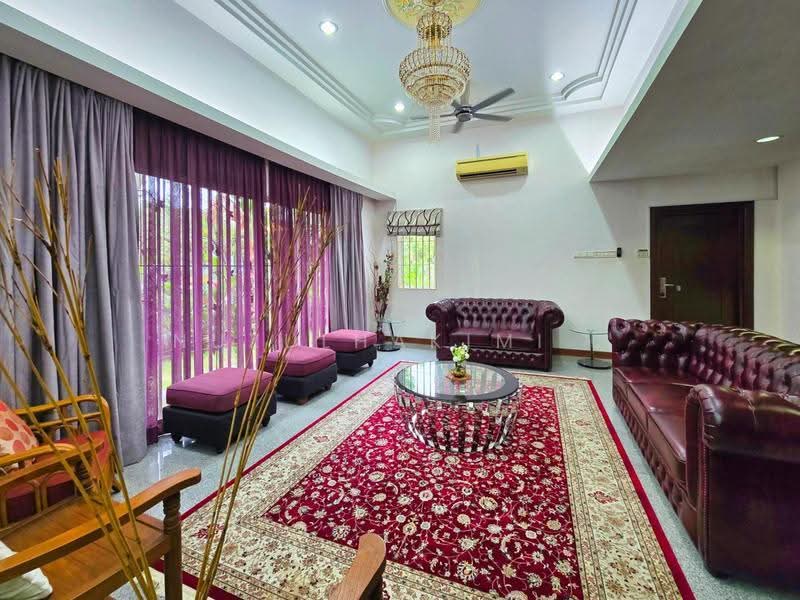 Rumah Banglo untuk Dijual di Taman Bangi Villa (Bangi) - NUZULHAKIMI . - Living Room - PropertyGuru.com.my
