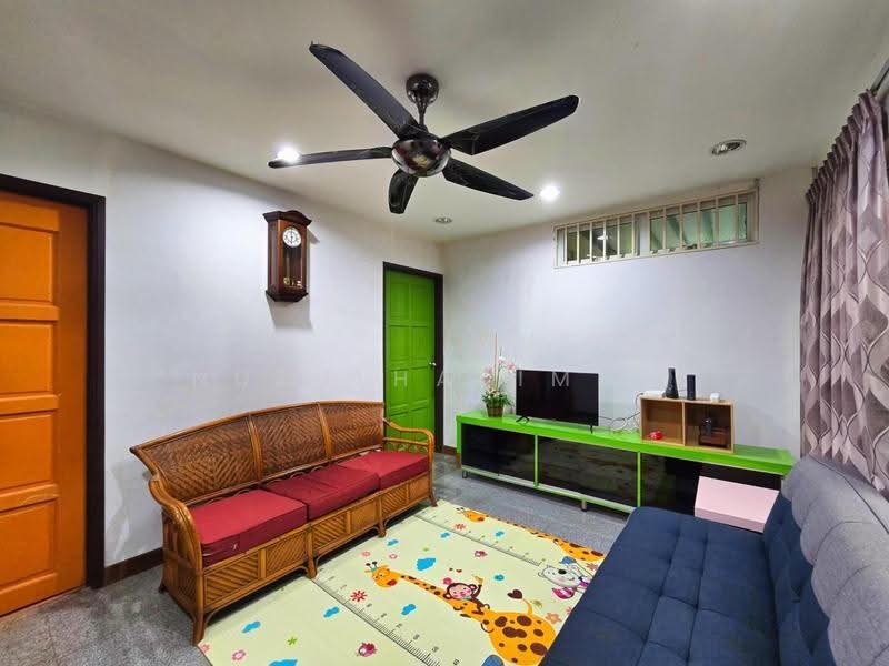 Rumah Banglo untuk Dijual di Taman Bangi Villa (Bangi) - NUZULHAKIMI . - Living Room - PropertyGuru.com.my