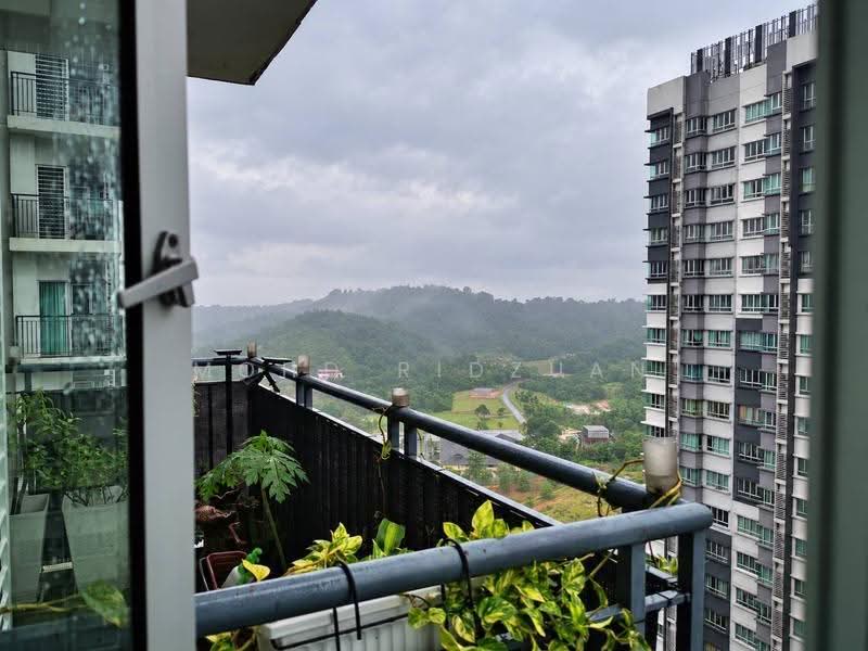Service Residence for Sale at Savanna Executive Suite @ Southville City - Mohd Ridzuan - Balcony - PropertyGuru.com.my
