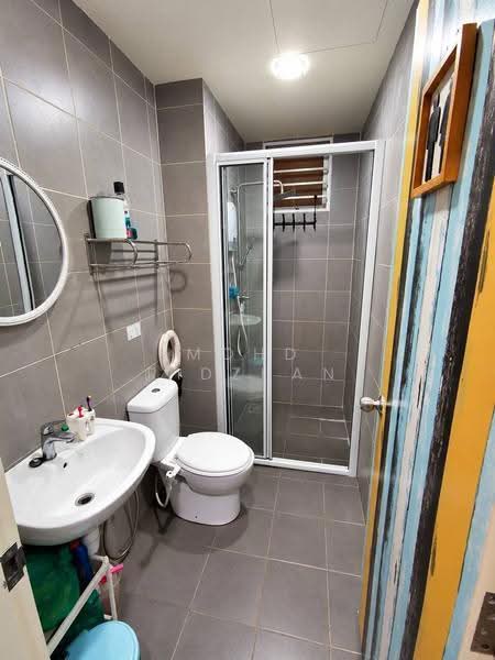 Service Residence for Sale at Savanna Executive Suite @ Southville City - Mohd Ridzuan - Bathroom - PropertyGuru.com.my