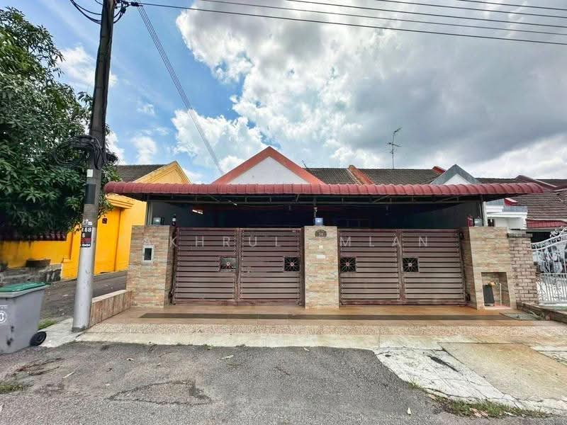 Rumah Teres 1-Tingkat untuk Dijual di Taman Daya (Johor Bahru) - Fakhrul Imlan - PropertyGuru.com.my