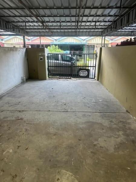 Rumah Teres 2-Tingkat untuk Dijual di Taman Lagenda Putra (Kulai) - John Sia - Exterior - PropertyGuru.com.my