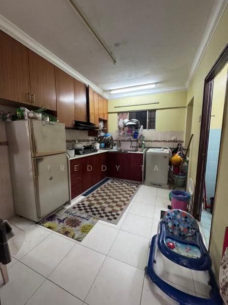 Apartment for Sale at Jelutong Park - Freddy Tan - Kitchen - PropertyGuru.com.my