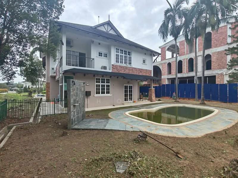 Bungalow House for Sale in Perdana Lakeview East (Cyberjaya) - BH Ong - Exterior - PropertyGuru.com.my
