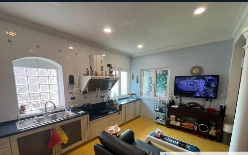 2-storey Terraced House for Sale in Sea Park (Petaling Jaya) - Cindy Kee - Kitchen - PropertyGuru.com.my