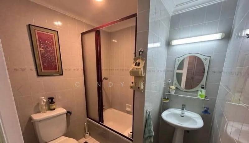 2-storey Terraced House for Sale in Sea Park (Petaling Jaya) - Cindy Kee - Bathroom - PropertyGuru.com.my