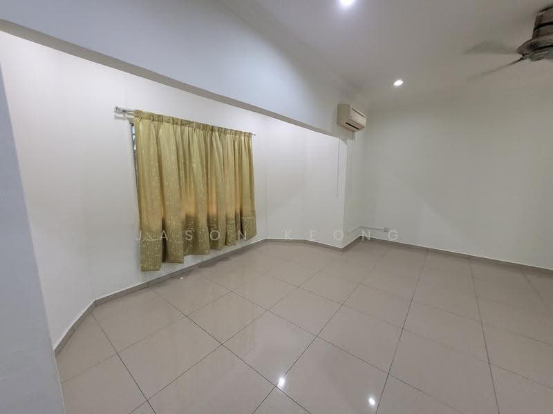 Rumah Teres 2-Tingkat untuk Dijual di BANDAR PUCHONG JAYA (Puchong) - Jason Keong - Living Room - PropertyGuru.com.my