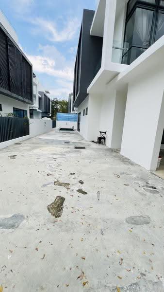Semi-Detached House for Sale in Lake Fields (Sungai Besi) - Cannice You - Exterior - PropertyGuru.com.my