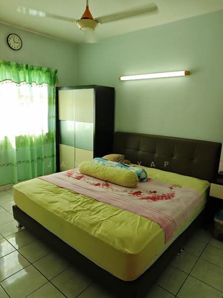 Apartment for Rent at Pangsapuri Seri Murni - Janice Yap - Bedroom - PropertyGuru.com.my