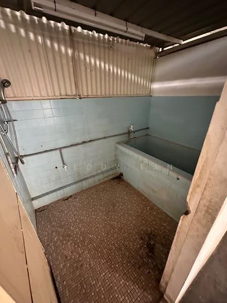 Semi-Detached House for Sale in Bayan Lepas (Penang) - Freddy Tan - Bathroom - PropertyGuru.com.my