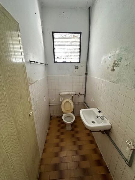 Semi-Detached House for Sale in Bayan Lepas (Penang) - Freddy Tan - PropertyGuru.com.my