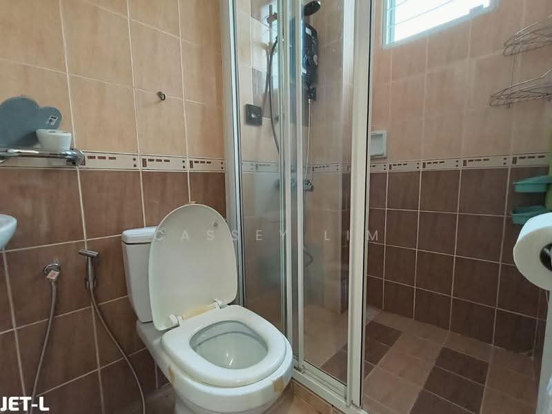 Rumah Berkembar untuk Disewa di Setia Alam (Selangor) - Cassey Lim - Bathroom - PropertyGuru.com.my