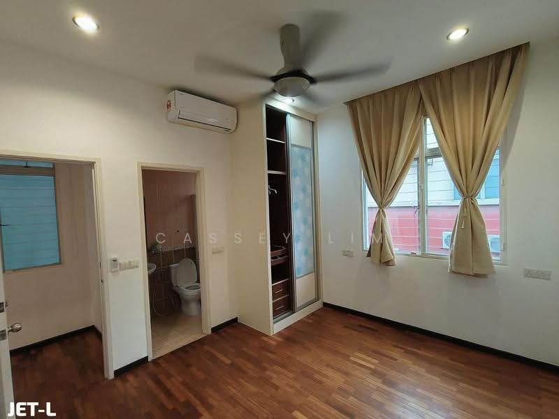 Rumah Berkembar untuk Disewa di Setia Alam (Selangor) - Cassey Lim - Bedroom - PropertyGuru.com.my