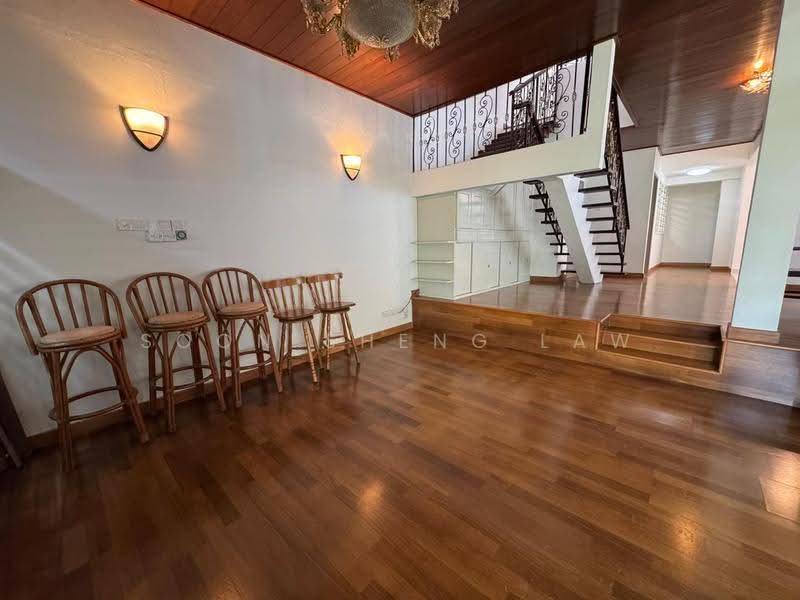 Semi-Detached House for Rent in Taman Lucky (Bangsar) - Soon Sheng Law - Living Room - PropertyGuru.com.my