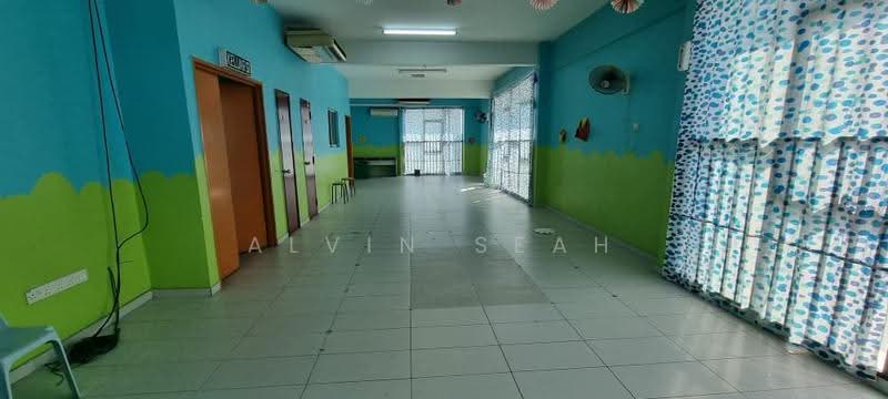 Commercial Semi-D for Sale in Klang (Selangor) - Alvin Seah - Corridor - PropertyGuru.com.my