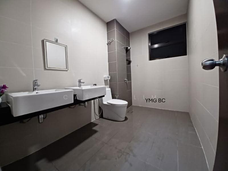 Rumah Teres 3-Tingkat untuk Dijual di Setia Alam (Selangor) - Cassey Lim - Bathroom - PropertyGuru.com.my
