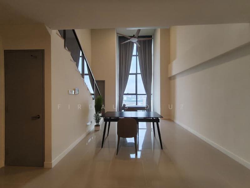 Service Residence for Sale at 8th & Stellar - Firdaus Dauz - Dining Room - PropertyGuru.com.my