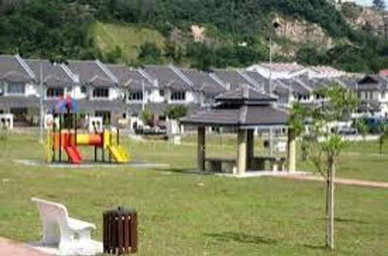 Rumah Berkembar untuk Dijual di Alam Sari (Bangi) - John Khoo - Exterior - PropertyGuru.com.my