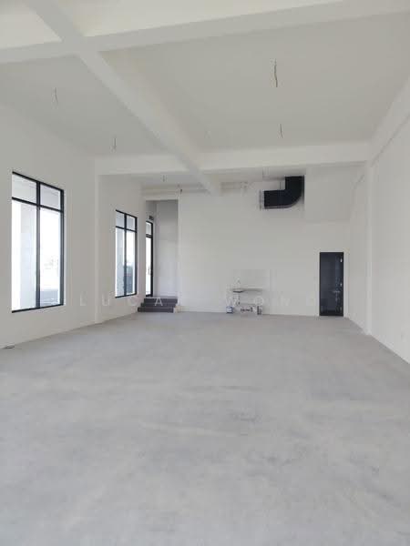Shop for Rent in Puncak Alam (Selangor) - Lucas Wong - Interior - PropertyGuru.com.my
