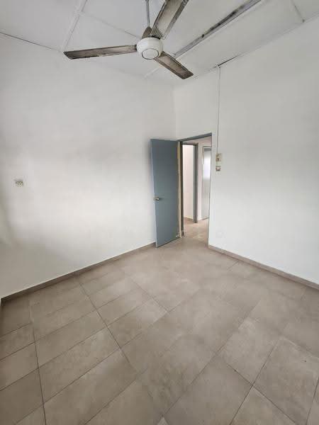 Rumah Teres 2-Tingkat untuk Disewa di Taman Sri Bahagia (Tampoi) - June Teo - Interior - PropertyGuru.com.my