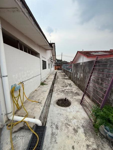 Semi-Detached House for Sale in Taman Skudai Indah (Skudai) - Kuu Chin - PropertyGuru.com.my