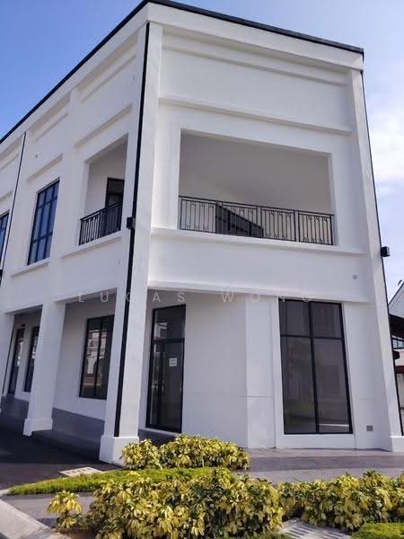 Shop for Rent in Puncak Alam (Selangor) - Lucas Wong - Exterior - PropertyGuru.com.my