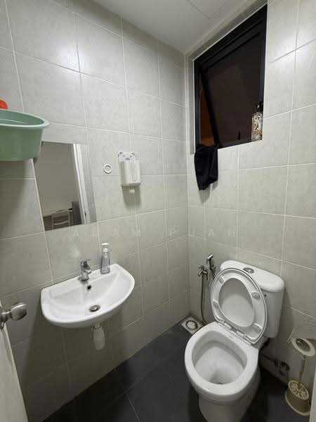 Service Residence for Sale at MKH Boulevard II - Adam Puah - Bathroom - PropertyGuru.com.my